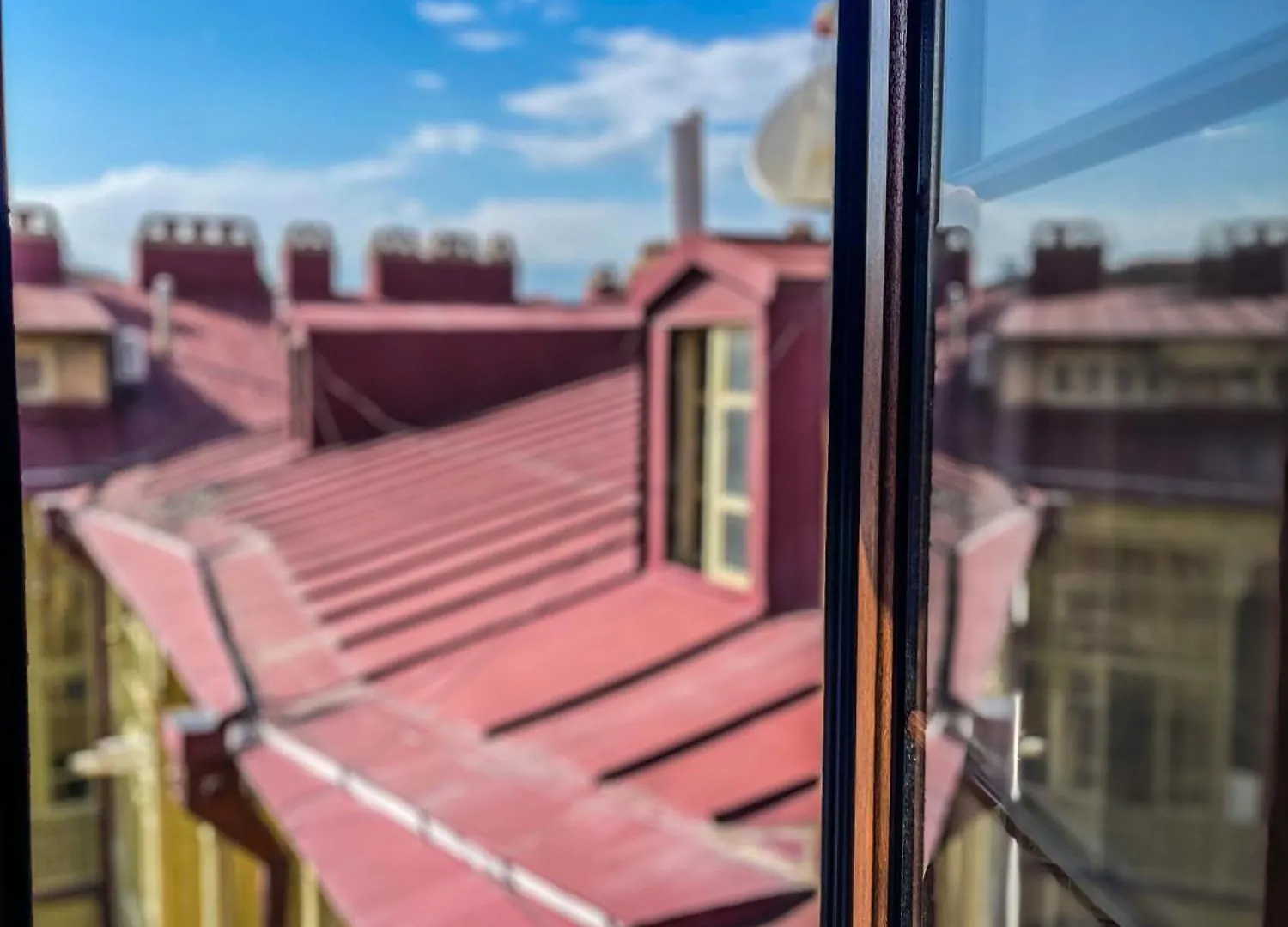 Lägenhet Mansard Georgian Sun In The City Center Tbilisi Georgien